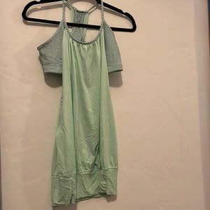Lululemon no limits tank